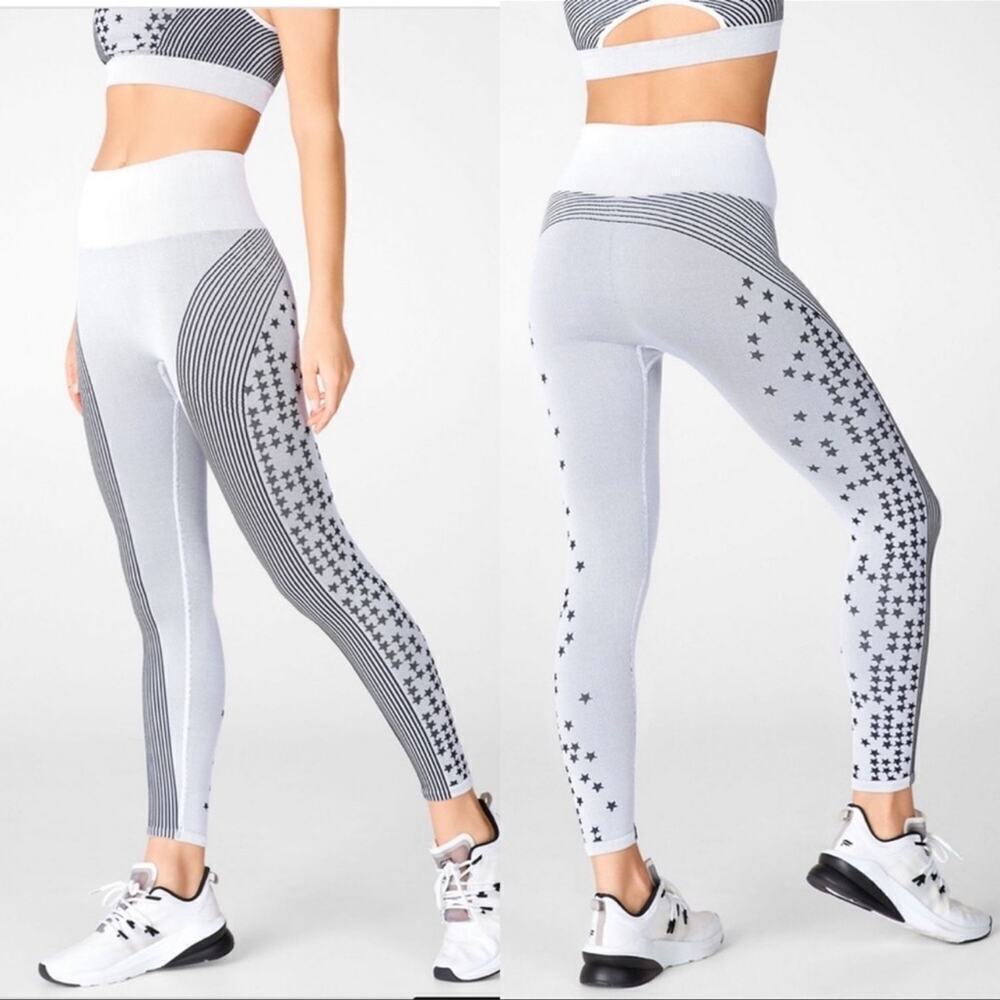 Fabletics Womens Size Small High-Waisted Seamless Star Capri Compression